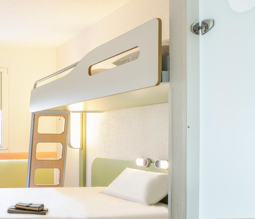 Ibis Budget Hotel *